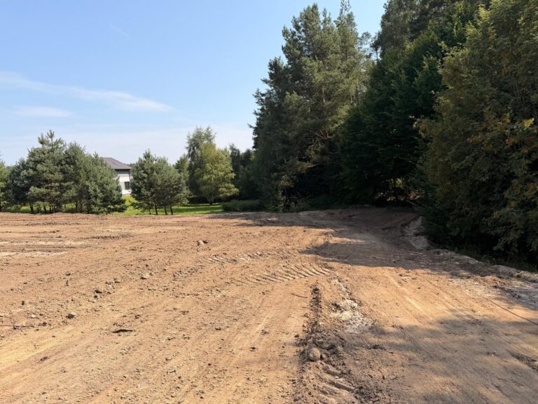 Działka budowlana – Gołubie, ul. Jarzębinowa – 1208 m²
