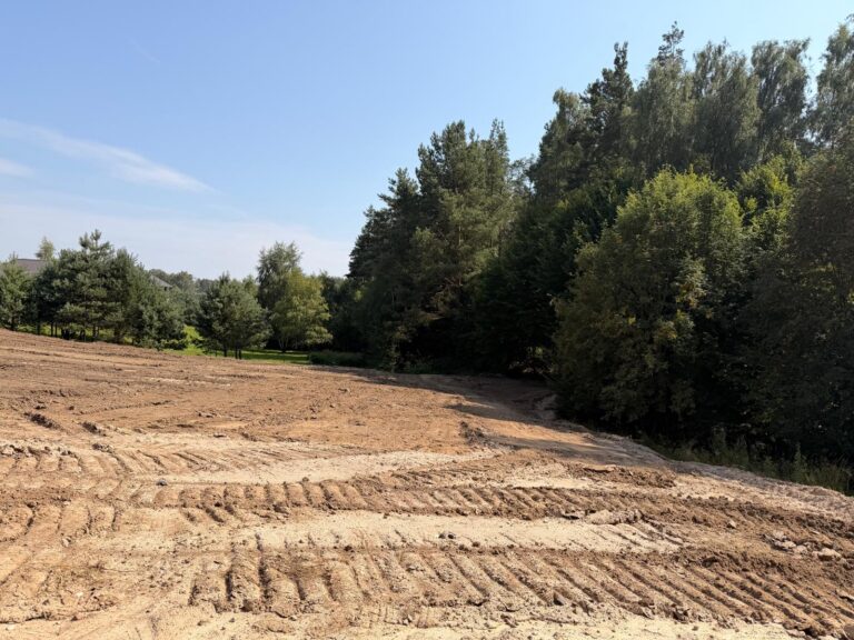 Działka budowlana – Gołubie, ul. Jarzębinowa – 1208 m²